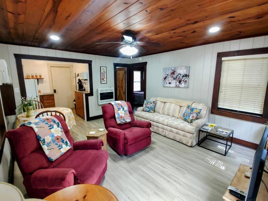 #09 - Large Lakeview One Bedroom- Pet Friendly 핫스프링스 외부 사진