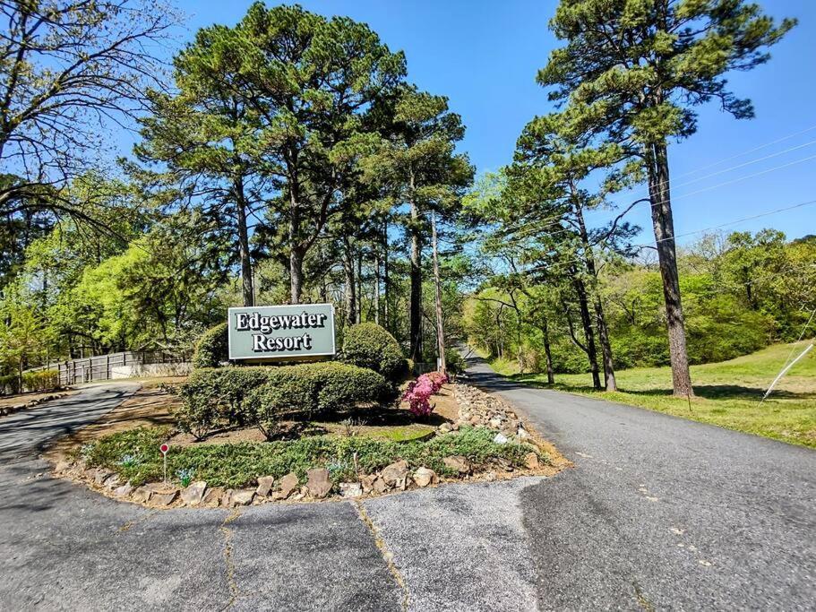 #09 - Large Lakeview One Bedroom- Pet Friendly 핫스프링스 외부 사진