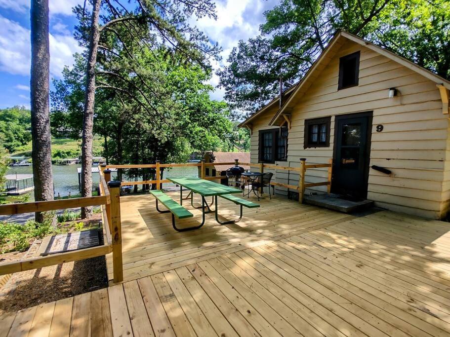 #09 - Large Lakeview One Bedroom- Pet Friendly 핫스프링스 외부 사진