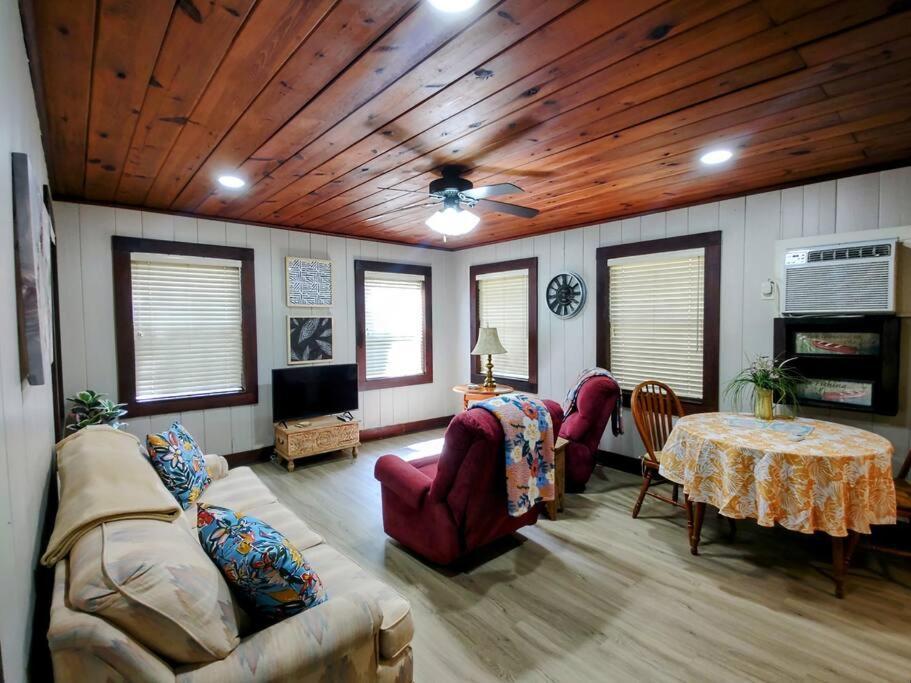 #09 - Large Lakeview One Bedroom- Pet Friendly 핫스프링스 외부 사진